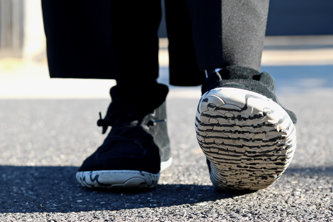 TRANSITIONING TO BAREFOOT SHOES? TIPS TO MAKE IT EASY!