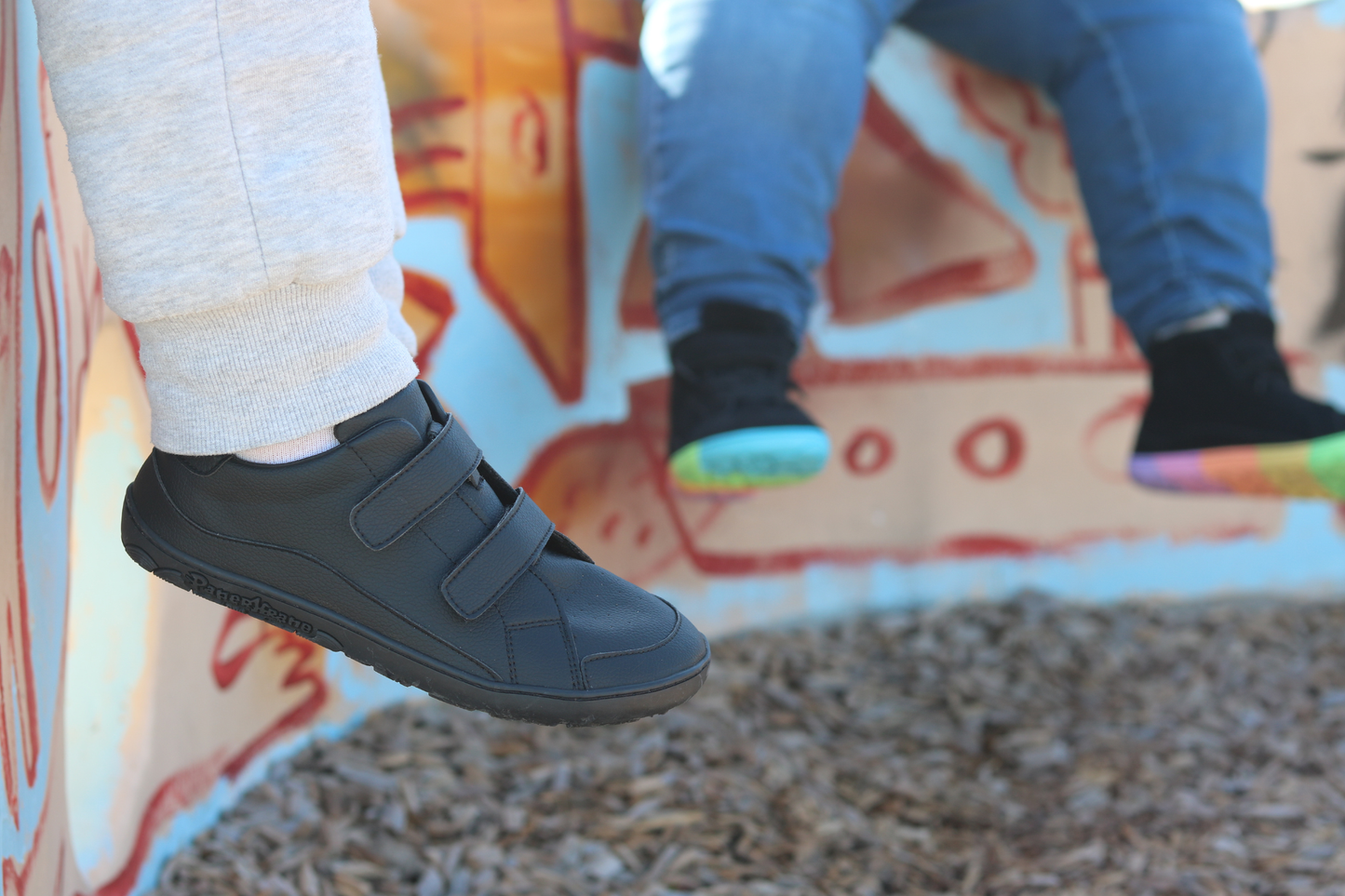 LIL RIPPA BLK | VELCRO SNEAKERS - ADULTS