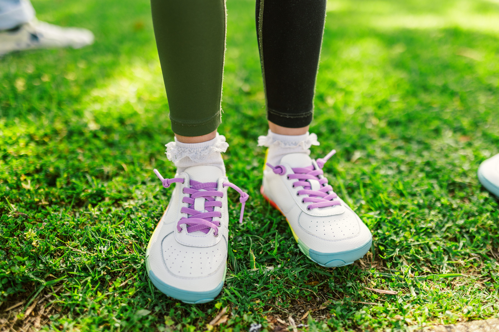 NEON LOWS IN KID SIZE WITH ELASTIC LACES