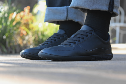BLACK LOW - ADULTS