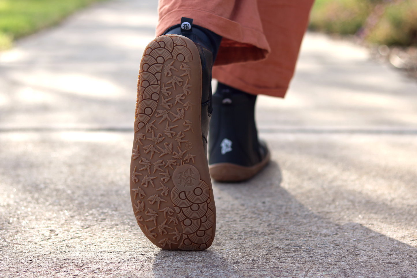 LICORICE ADULT - NEW SOLE