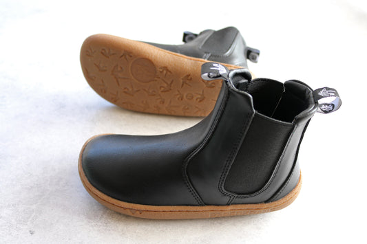 SECONDS & SAMPLES - LICORICE BOOTS SIZE 29