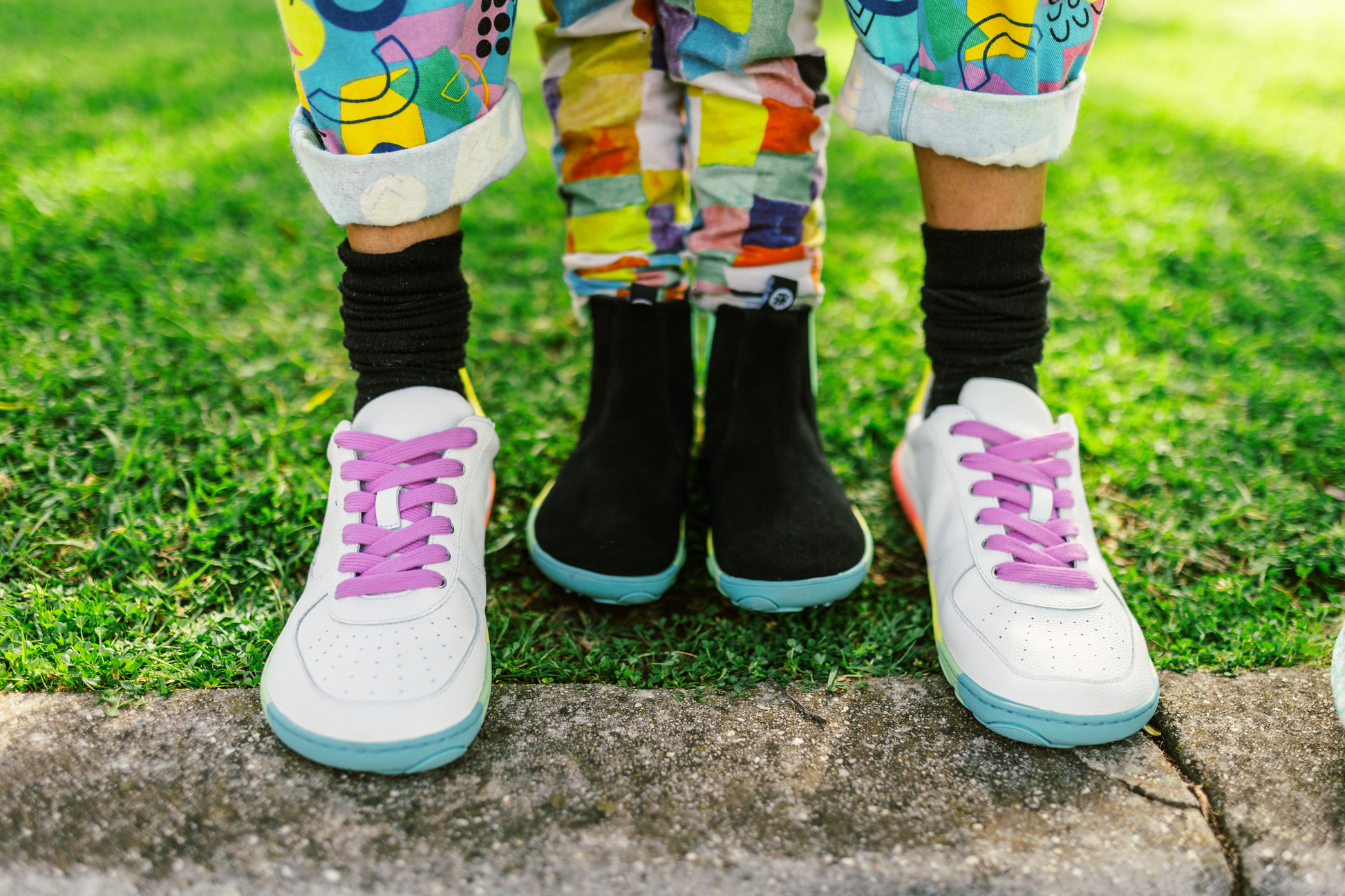 SKITTLE NEON AND NEON LOWS TOGETHER. SAME RAINBOW SOLE