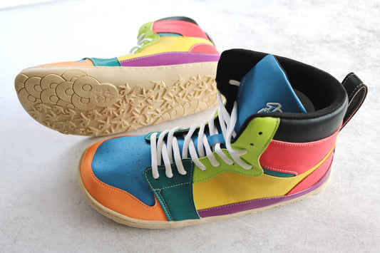 SECONDS & SAMPLES - VEGGIE HIGH TOPS SIZE 42