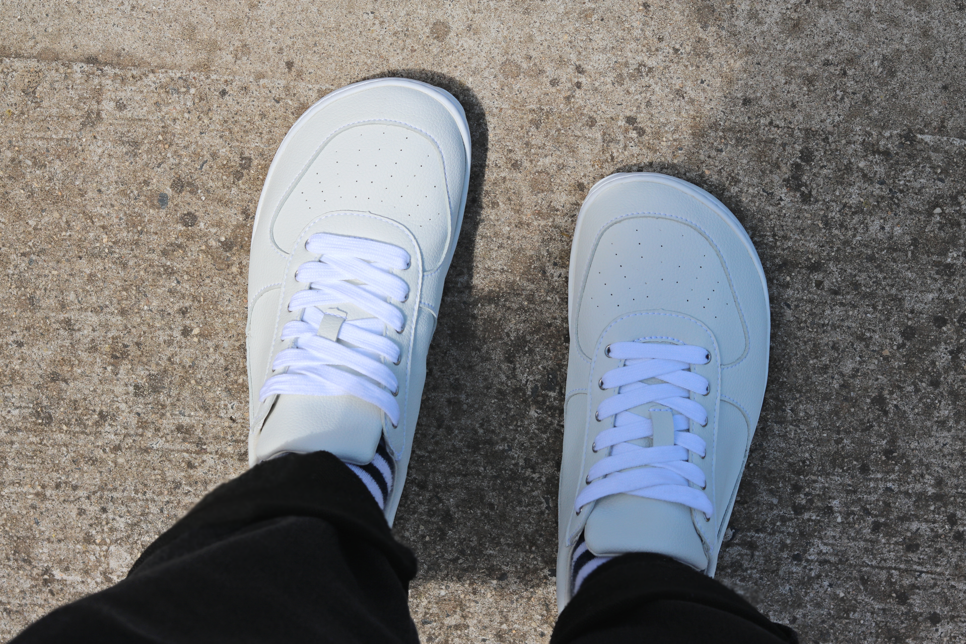 Wide toe box on barefoot sneakers - PaperKrane White Lows.
